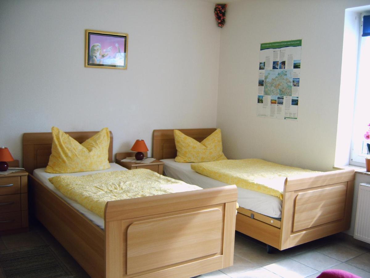 Ferienwohnungen "Marie" Mit Terrassen, Inclusive Park- Und Stellplaetze Am Haus, Mueritz-Strand Nur 700M, Altstadt 10Min, Ruhige Lage, 바렌 외부 사진