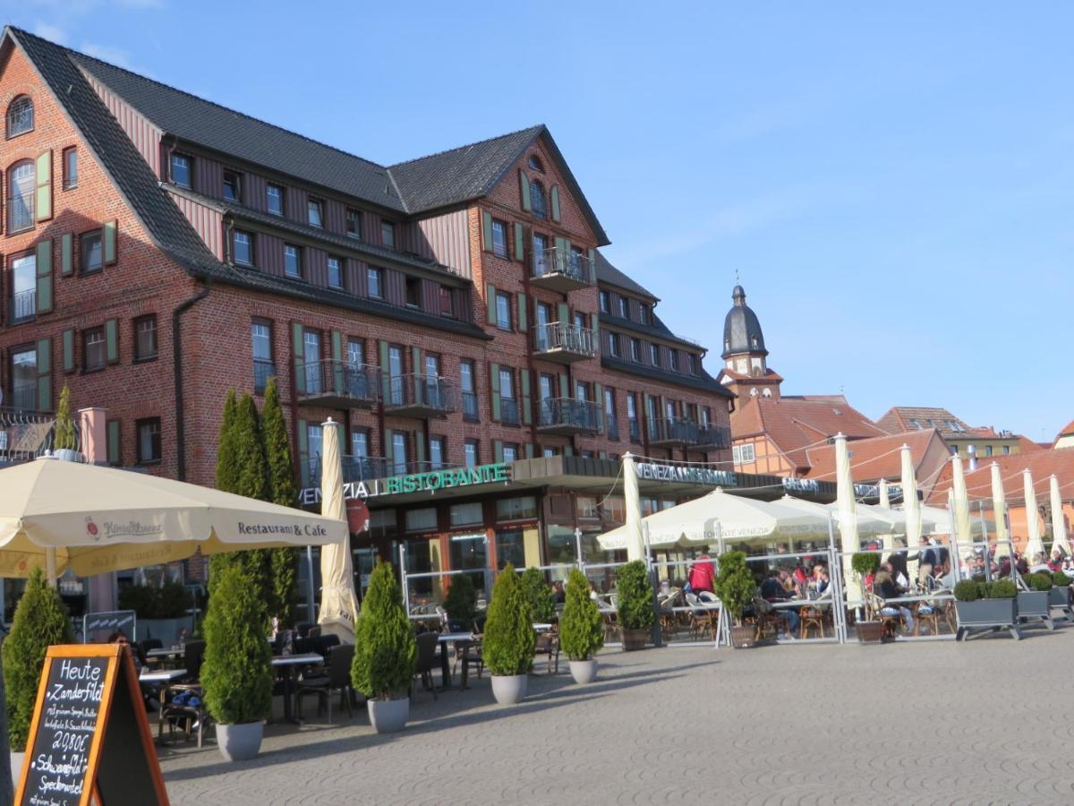 Ferienwohnungen "Marie" Mit Terrassen, Inclusive Park- Und Stellplaetze Am Haus, Mueritz-Strand Nur 700M, Altstadt 10Min, Ruhige Lage, 바렌 외부 사진